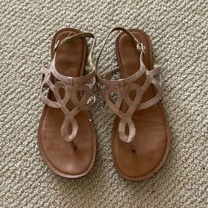 Kelly & Katie Nude Flourish Faux Snakeskin Thong Sandals Shoes Fancy Size 8 EUC